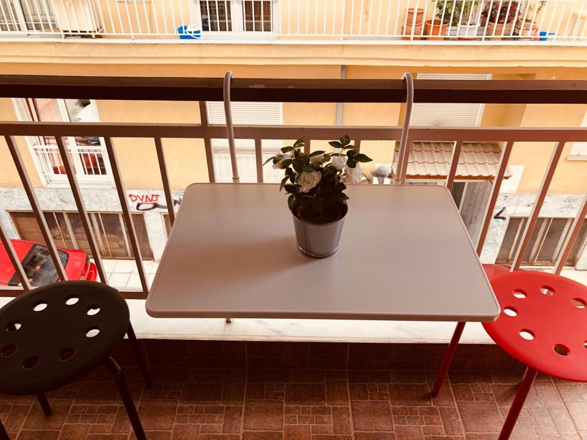 The Student'S Home Kavala Bagian luar foto
